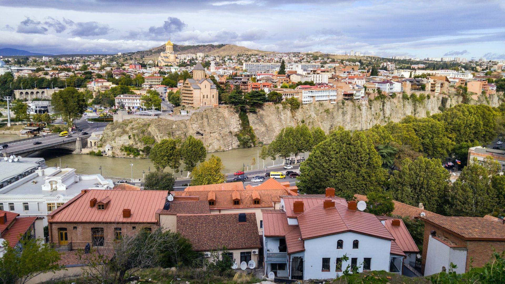 tbilisi-dos.jpg